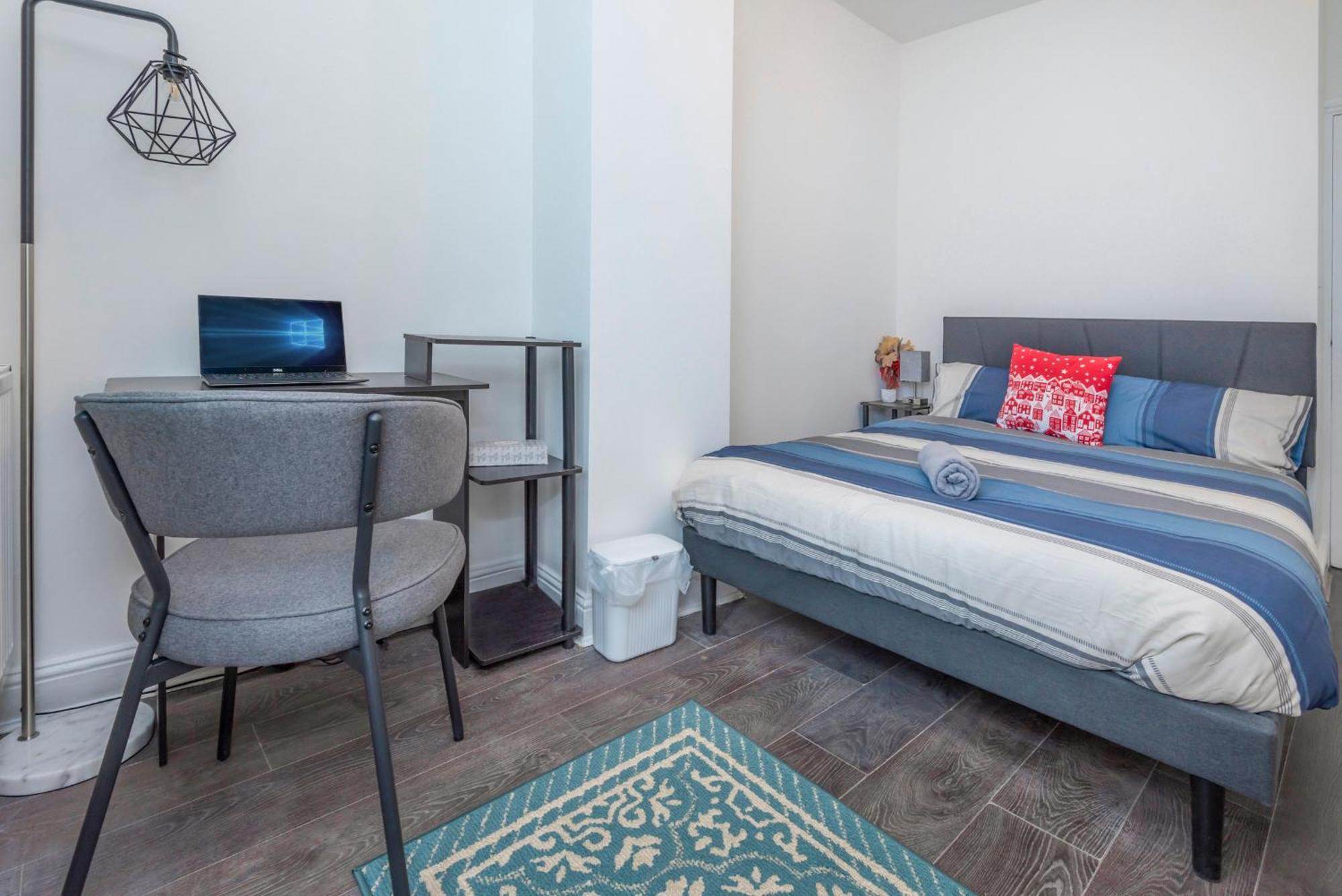 Modern Family Home W/Wi-Fi, Netflix, Self Check-In Londres Extérieur photo