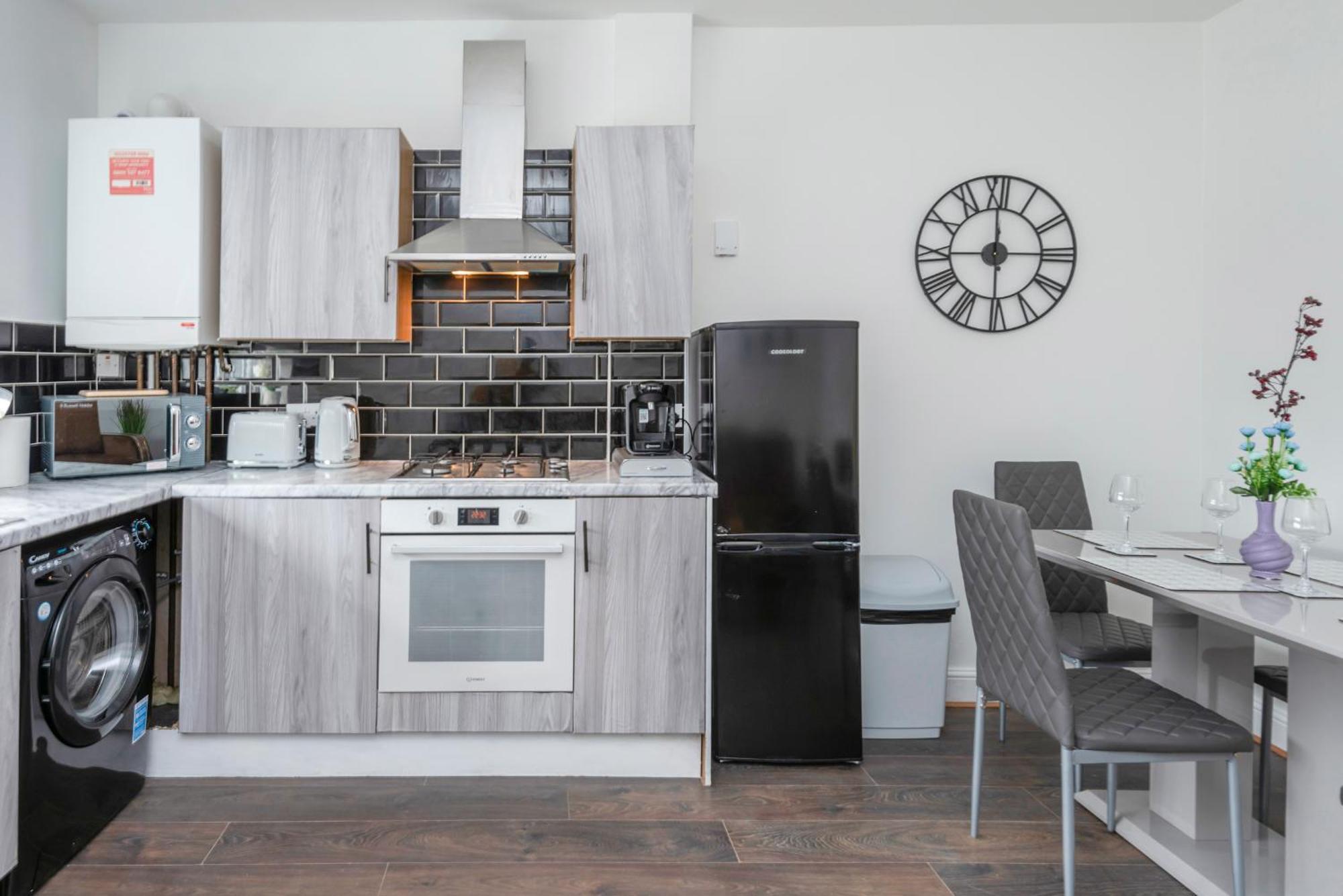 Modern Family Home W/Wi-Fi, Netflix, Self Check-In Londres Extérieur photo